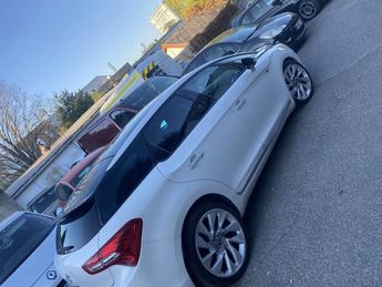  Voir d&eacute;tails -Citroen DS 5 Hybrid4 2.0 HDi 16V FAP - 160 - BV ETG &agrave; Montmagny (95)