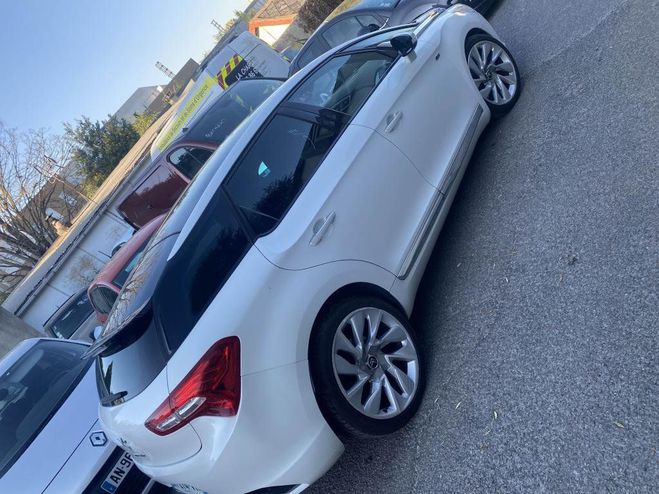 Citroen DS 5 Hybrid4 2.0 HDi 16V FAP - 160 - BV ETG BLANC de 2013
