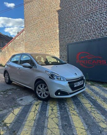  Voir d&eacute;tails -Peugeot 208 1.6HDI &agrave; Douai (59)