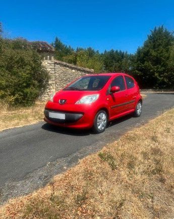  Voir d&eacute;tails -Peugeot 107 5P TRENDY 1.0 1 �re Main &agrave; Carlus (81)
