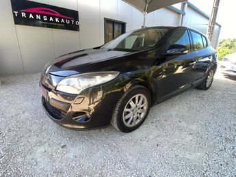  Voir d&eacute;tails -Renault Megane iii berline dci 130 fap eco2 expression  &agrave; Bagard (30)