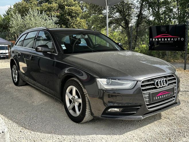Audi A4 avant 2.0 tdi 143 ambiente distribution  Gris de 2012