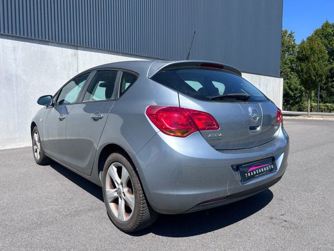 Opel Astra SPORTS TOURER 1.7 CDTI 110 ch FAP Enjoy  Gris de 2010