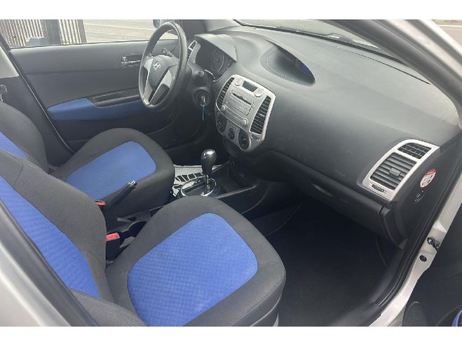 Hyundai I20 1.4 Comfort GPL BVA  Grise de 2011