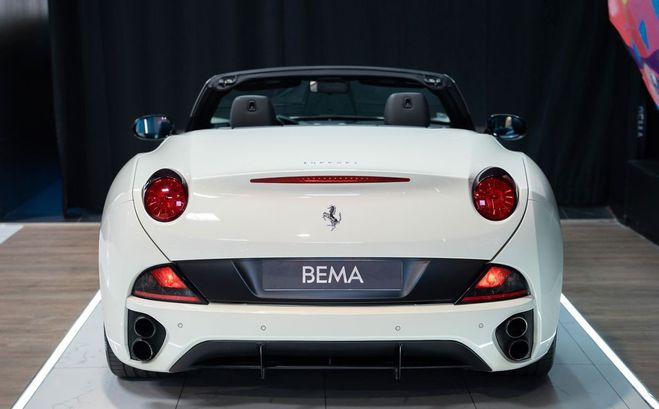 Ferrari California V8 4.3 460 CV I Sellerie Daytona C�ramiq Blanc de 2010
