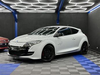  Voir d&eacute;tails -Renault Megane III RS TROPHY N�0954 - 2.0 16v 265CH BVM &agrave; Cuers (83)