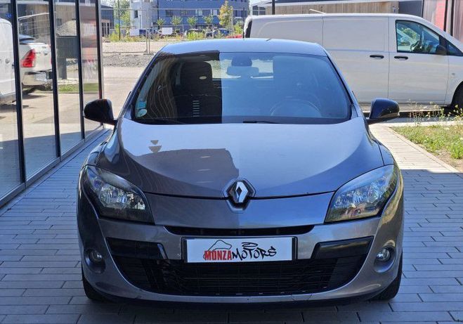 Renault Megane III 1.5 DCI 90CH FAP CARMINAT TOMTOM ECO Gris de 2011