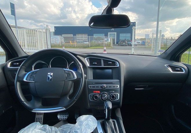 Citroen DS 4 CROSSBACK DS4 1.6 THP 165ch Sport Chic Blanc de 2017