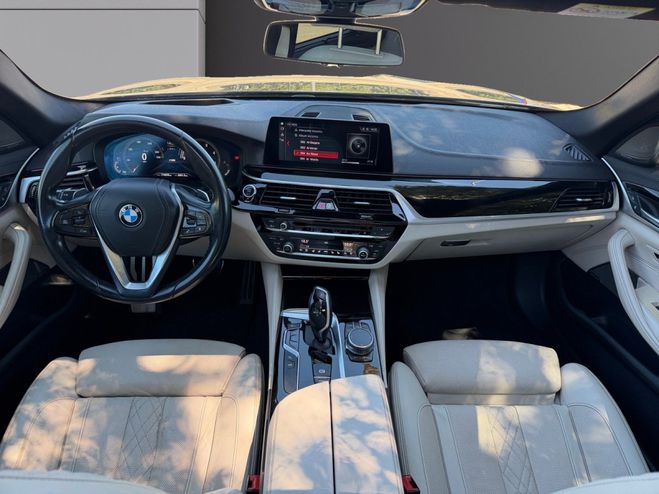BMW Serie 5 G30 540d xDrive 320 ch BVA8 M Sport Noir de 2019