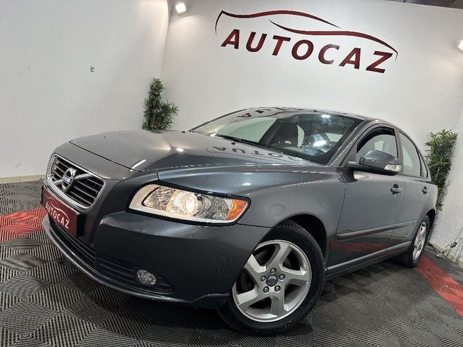 Volvo S40 1.6D DRIVe 115 Kinetic Gris Fonc� de 2011