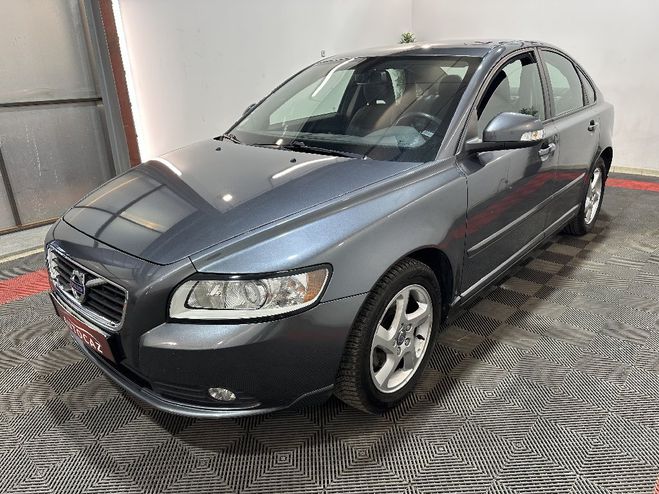 Volvo S40 1.6D DRIVe 115 Kinetic Gris Fonc� de 2011