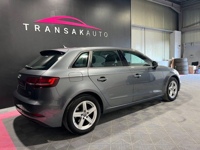 Audi A3 1.4 TFSI 150 ch BUSINESS LINE Blanc de 2017