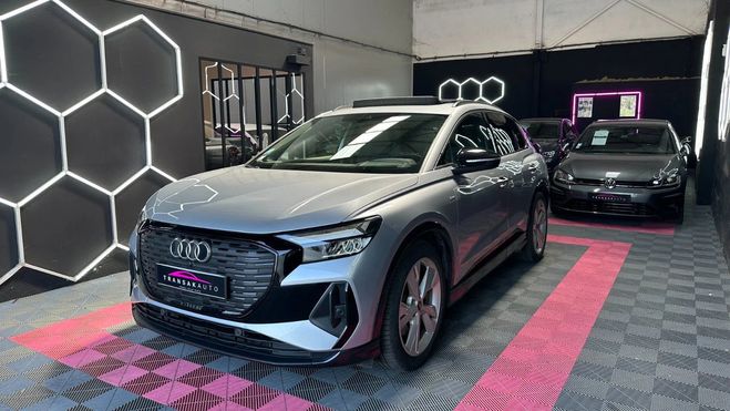 Audi Q4 E-Tron s line 40 204 cv 82 kwh camera de Gris de 2021