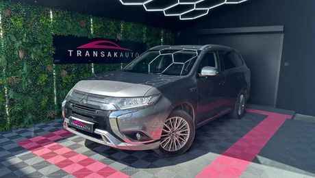 Mitsubishi Outlander PHEV 2.4l 208 cv Twin Motor 4WD Intense 2019 d'occasion a Pertuis (84)