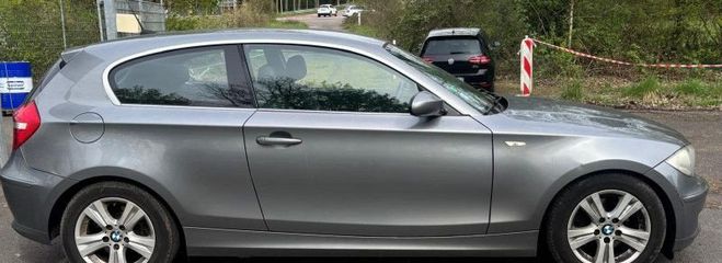 BMW Serie 1 (E81-E87) 120D 177CH LUXE 3P Gris de 2009