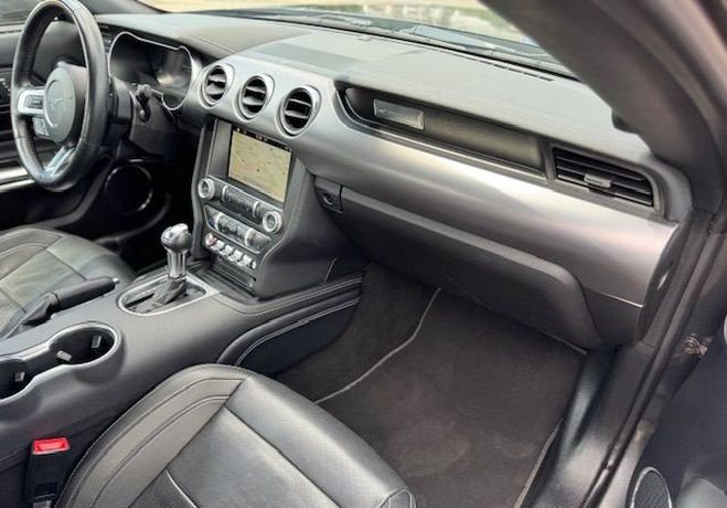 Ford Mustang 5.0 v8 fastback gris magnetic systeme au Gris de 2019