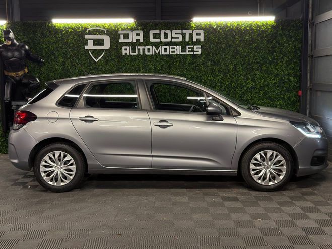 Citroen C4 1.2 PURE TECH 110 LIVE Gris M�tallis� de 2016