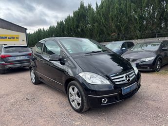  Voir d&eacute;tails -Mercedes Classe A 180 CDI 109cv Avantgarde &agrave; Caen (14)