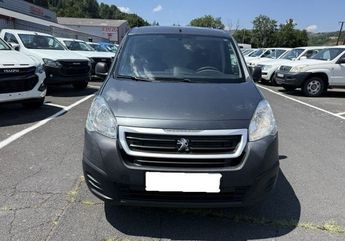  Voir d&eacute;tails -Peugeot Partner STANDARD 1.6 BLUEHDI 75CH PRO &agrave; Murat (15)