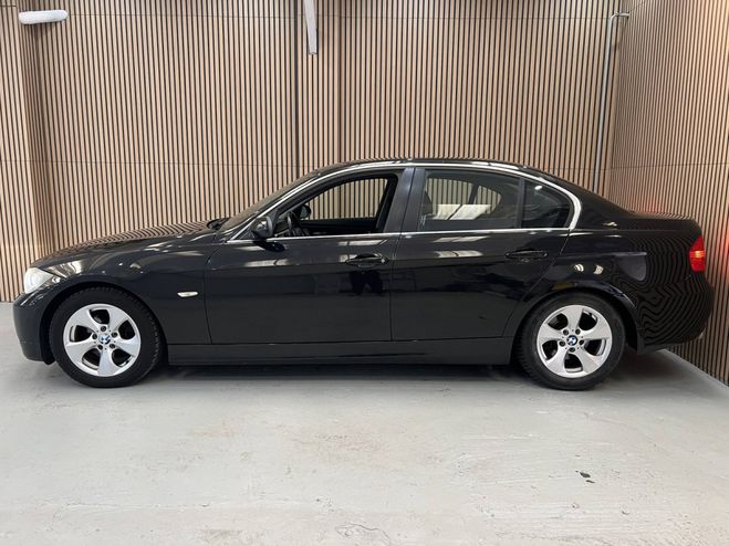 BMW Serie 3 V (E90) 320i 150ch Luxe NOIR de 2005