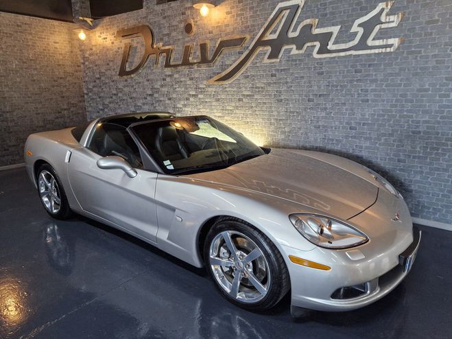 Chevrolet Corvette C6 6.2L LS3 BVA Targa 437ch 2e main gris argent de 2009