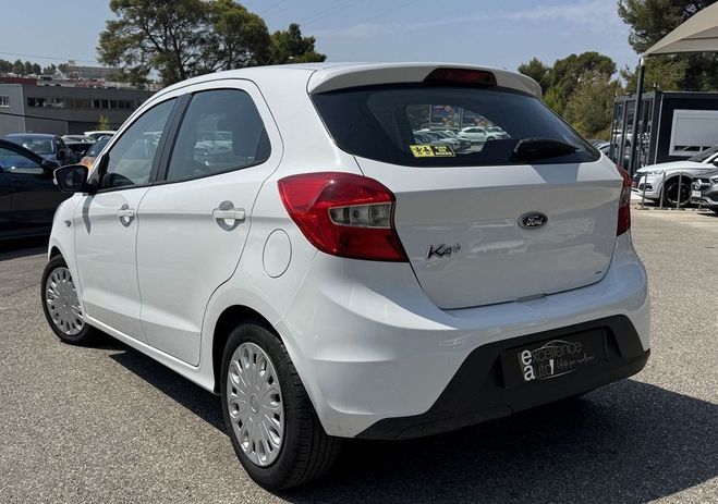 Ford KA Ka  1.2 TI-VCT 70CH ESSENTIAL Blanc de 2017