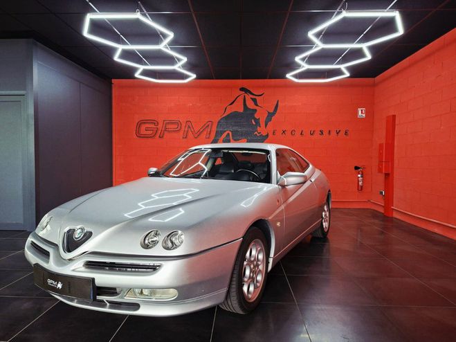 Alfa romeo GTV (type 916 g�n�ration 2) 2.0 Twin Spark 1 gris de 1998