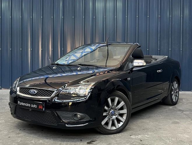 Ford Focus 2.0 TDCI 135 TITANIUM - Garantie 1 An -  Noir de 2007