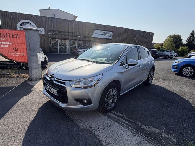 Citroen DS 4 DS4 1.6 e-HDi FAP - 115 So Chic gps    GRIS CLAIR de 2013