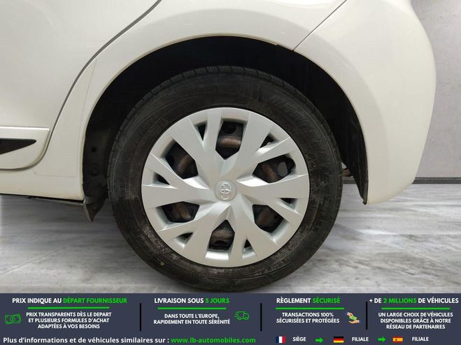 Toyota Yaris 70 VVT-i BVM Blanc de 2017
