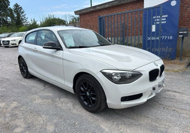 BMW Serie 1 Magnifique en 114 i gps Bluetooth -clim Blanc de 2014