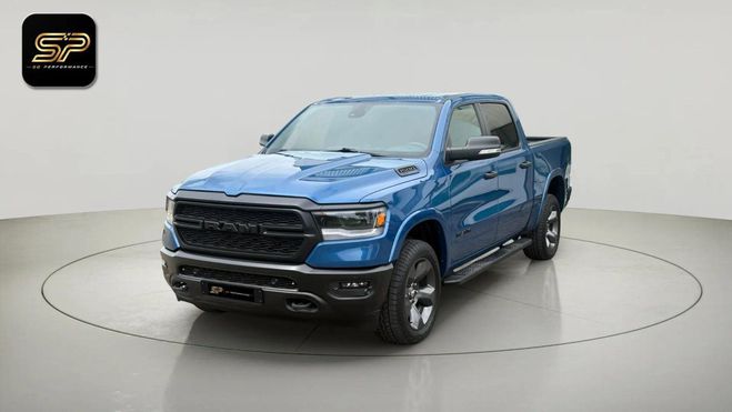 Dodge Ram 1500 Crew Cab Built To Serve * V8 5.7 HE Bleu de 2024