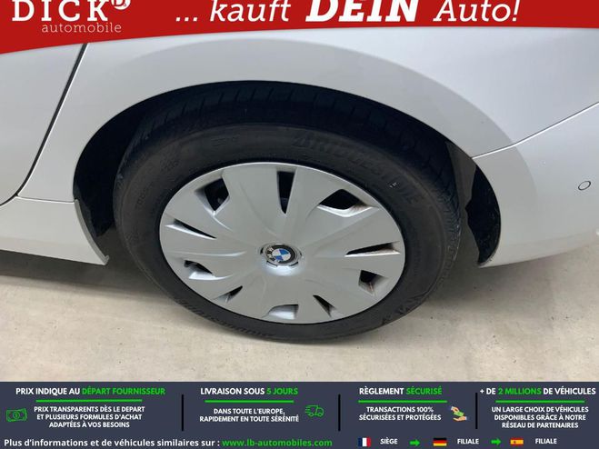 BMW Serie 1 116d 116 ch BVM Blanc de 2022