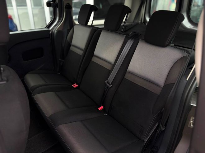 Renault Kangoo Grand Zen N1 GPS RADAR 7  PLACES  110 cv Gris de 2017