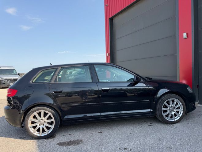 Audi A3 Sportback 2.0 TDI 170 DPF Ambition Luxe  Noir de 2011