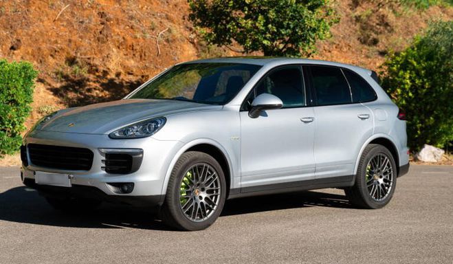 Porsche Cayenne S Hybrid Platinum V6 3.0L 416cv gris de 2017