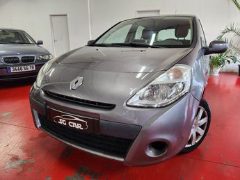 Renault Clio III 1L2 16V 75CH 5 PORTES NAVIGATION/CLI 2013 d'occasion a Cournon-d'Auvergne (63)