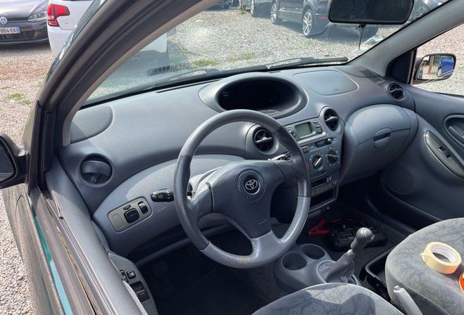 Toyota Yaris   3 Phase 2 1.5 VVTi 16V HSD Hybrid  de 2001