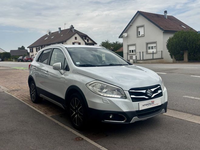 Suzuki SX4 S-Cross 1.6 VVT 16V Allgrip 4x4 120 ch G Blanc de 2015