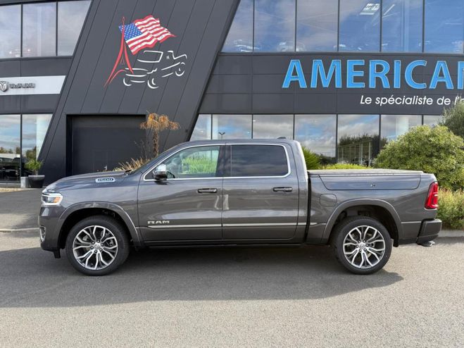 Dodge Ram 1500 CREW TUNGSTEN AIR RAMBOX GRIS de 2026