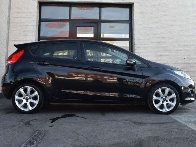 Ford Fiesta 1.25i Champions Edition Verw Zetels Airc Noir M�tallis� de 