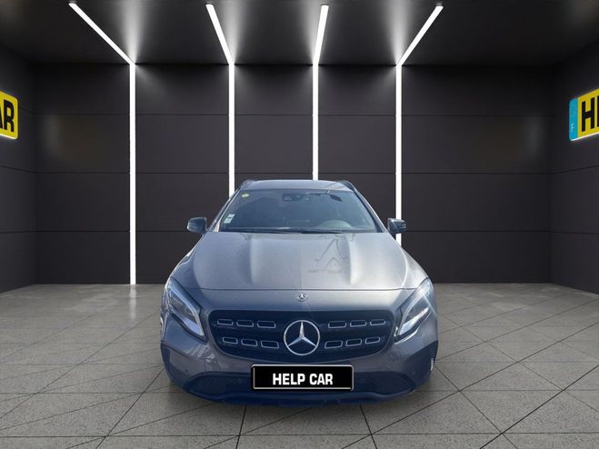Mercedes Classe GLA 200 D SENSATION Gris F de 2017