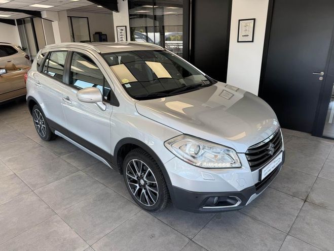 Suzuki SX4 S-Cross 1.6 DDiS 120 CH AllGrip 4X4 / AT GRIS CLAIR de 2015