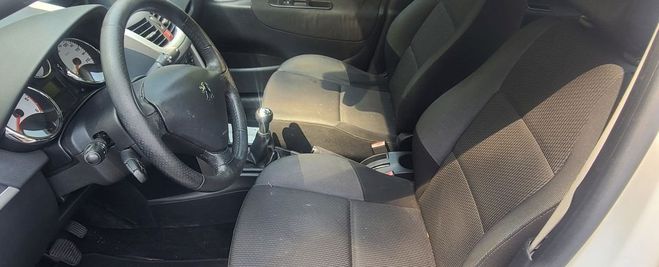 Peugeot 207 1.6 HDi FAP Urban Move 5p Blanc de 2012