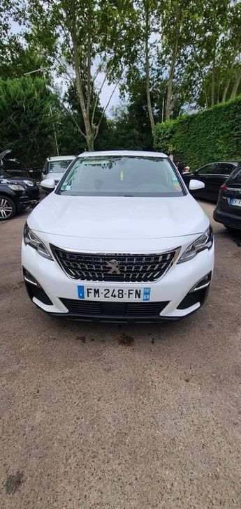  Voir d&eacute;tails -Peugeot 3008 SUV Active Business BlueHDi 130 S&S EAT8 &agrave; Vaulx-en-Velin (69)