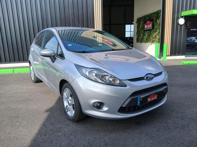 Ford Fiesta 1.25i - 60 Ambiente PHASE 1 GARANTIE 6MO GRIS CLAIR de 2009
