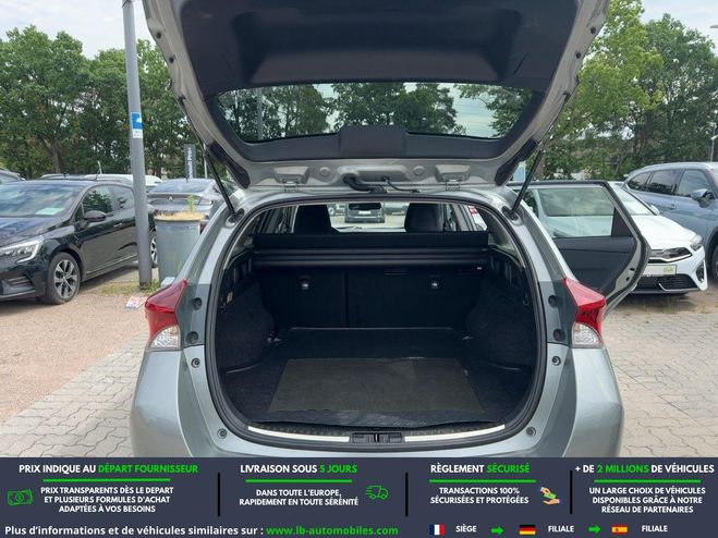 Toyota Auris 116 1.2T BVM Gris de 2018