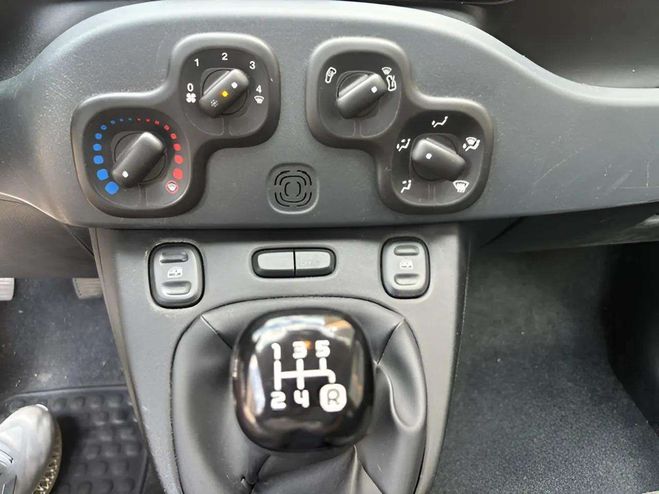 Fiat Panda 1.2 8V 69CH GRIS de 2017