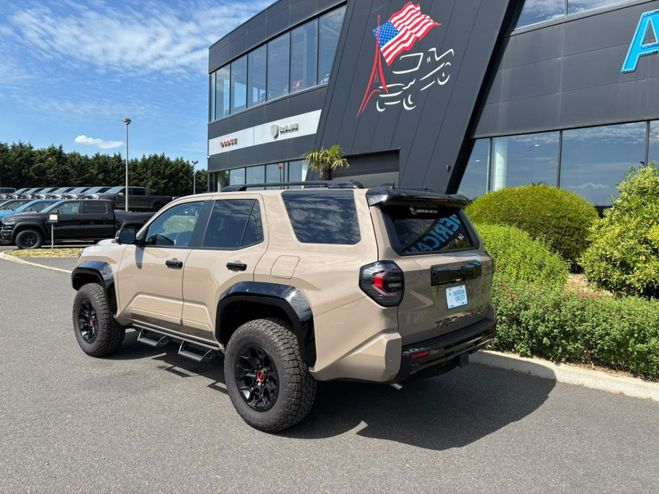 Toyota 4Runner TRD PRO I-FORCE MAX 2.4L 4-Cyl. Turbo Hy MARRON de 2025