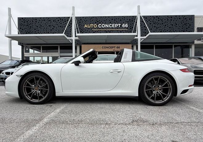 Porsche 911 TYPE 991 Phase 2 TARGA 4 PDK 3.0 370ch Blanc de 2017